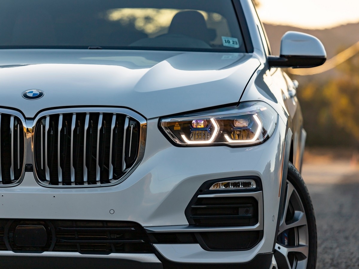 23-2019-bmw-x5-bb-kbb-1