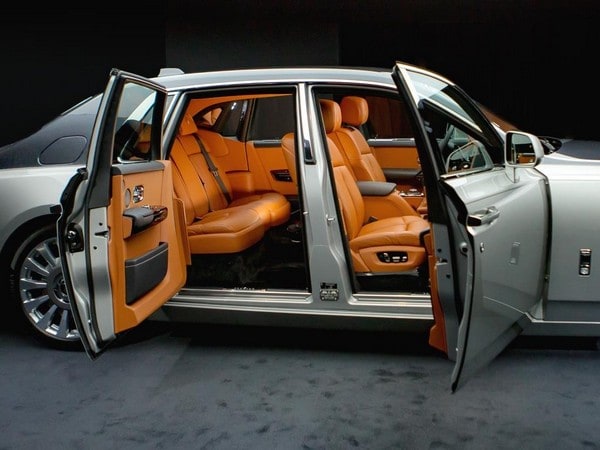25 New Rolls Royce Phantom