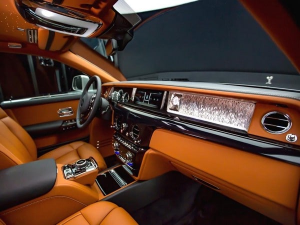 26 New Rolls Royce Phantom