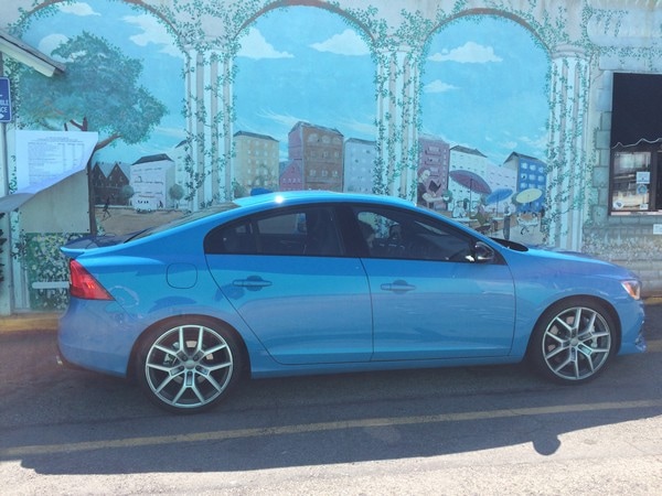 27 2016 Volvo S60 Polestar QT