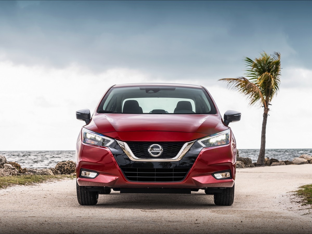2c 2020 Nissan Versa Oem