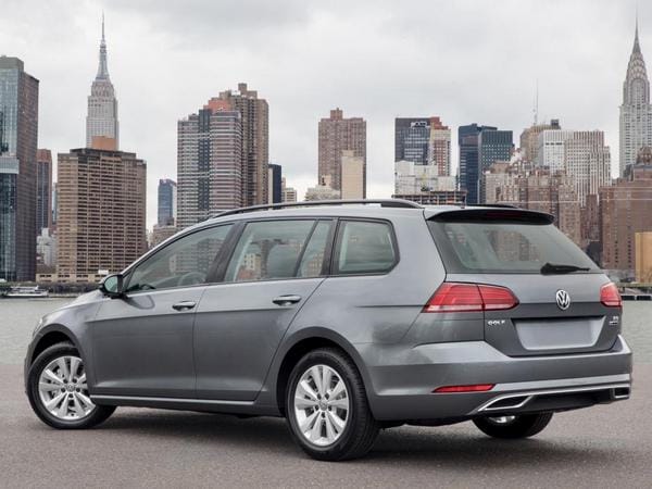 31 2018 Volkswagen Golf Sportwagen