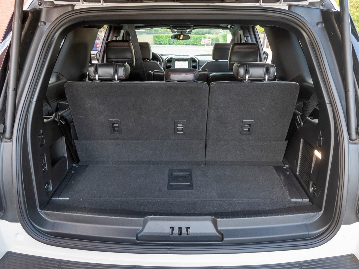 31-2019-ford-expedition-bb-kbb