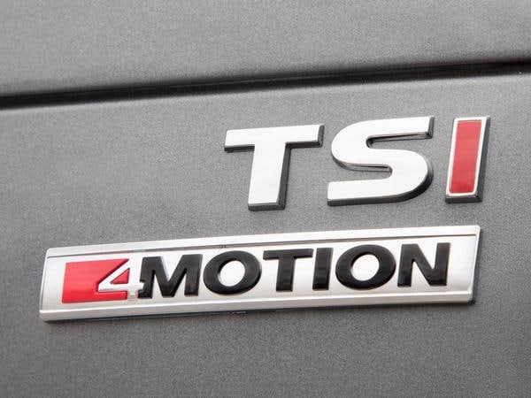 33 2018 Volkswagen Golf Sportwagen