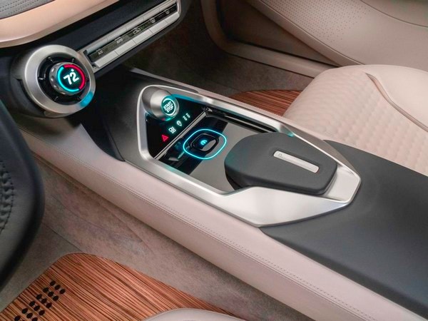 34 Nissan V Motion 2 0 Concept