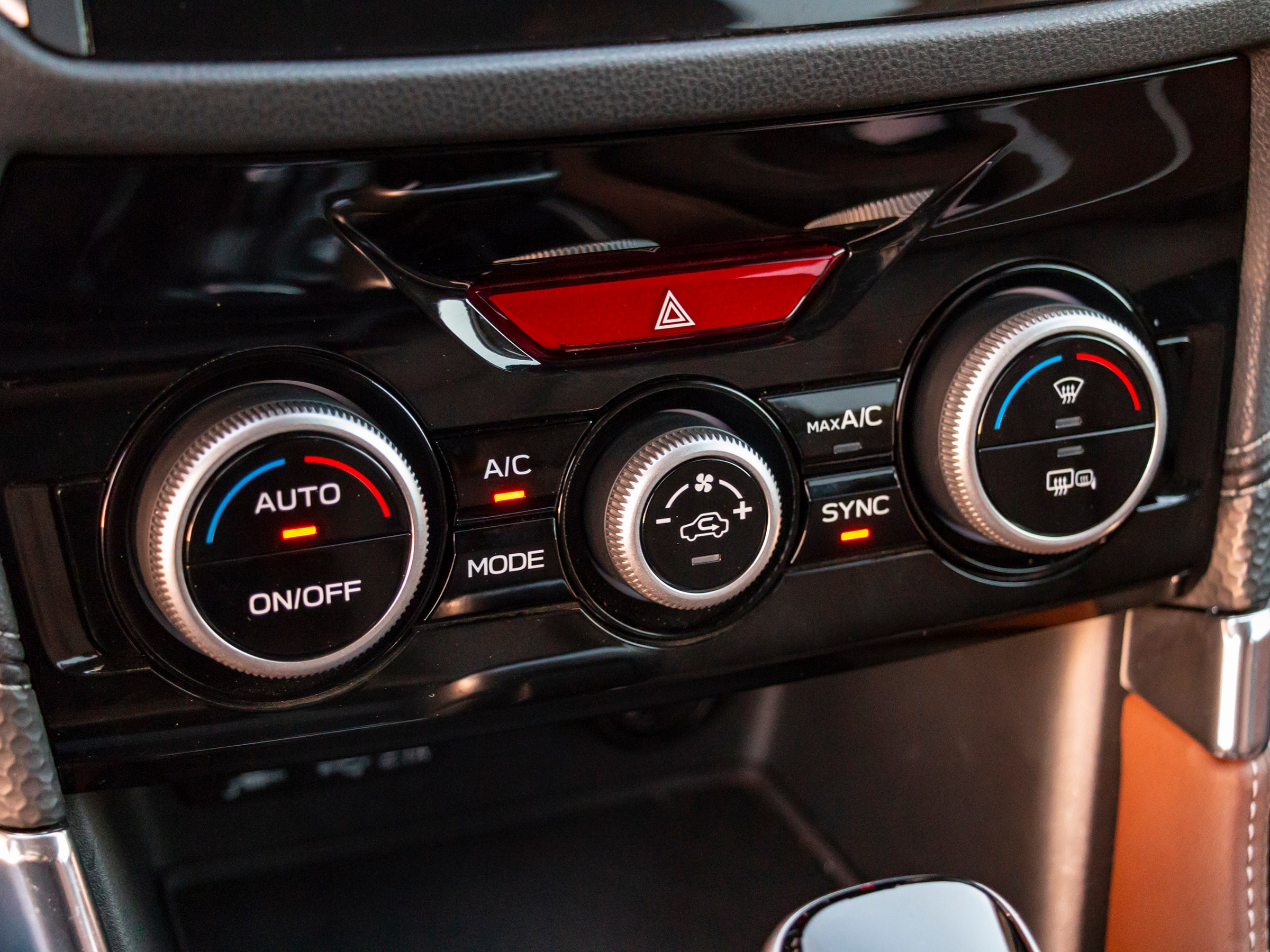 36 2019 Subaru Forester Interior KBB
