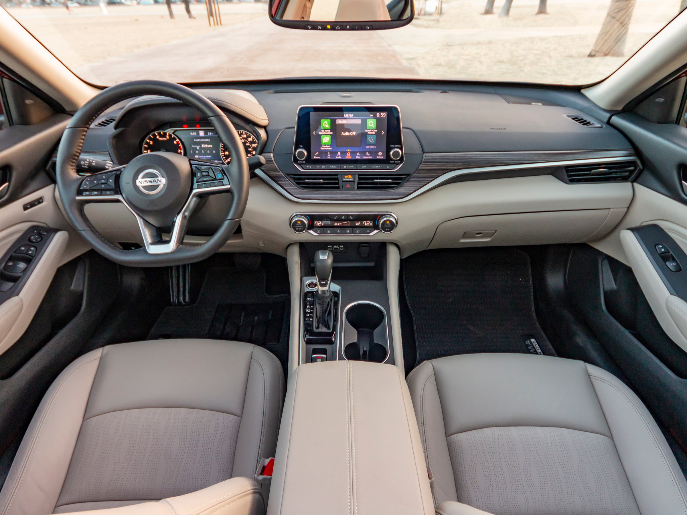 37 2019 Nissan Altima Interior KBB