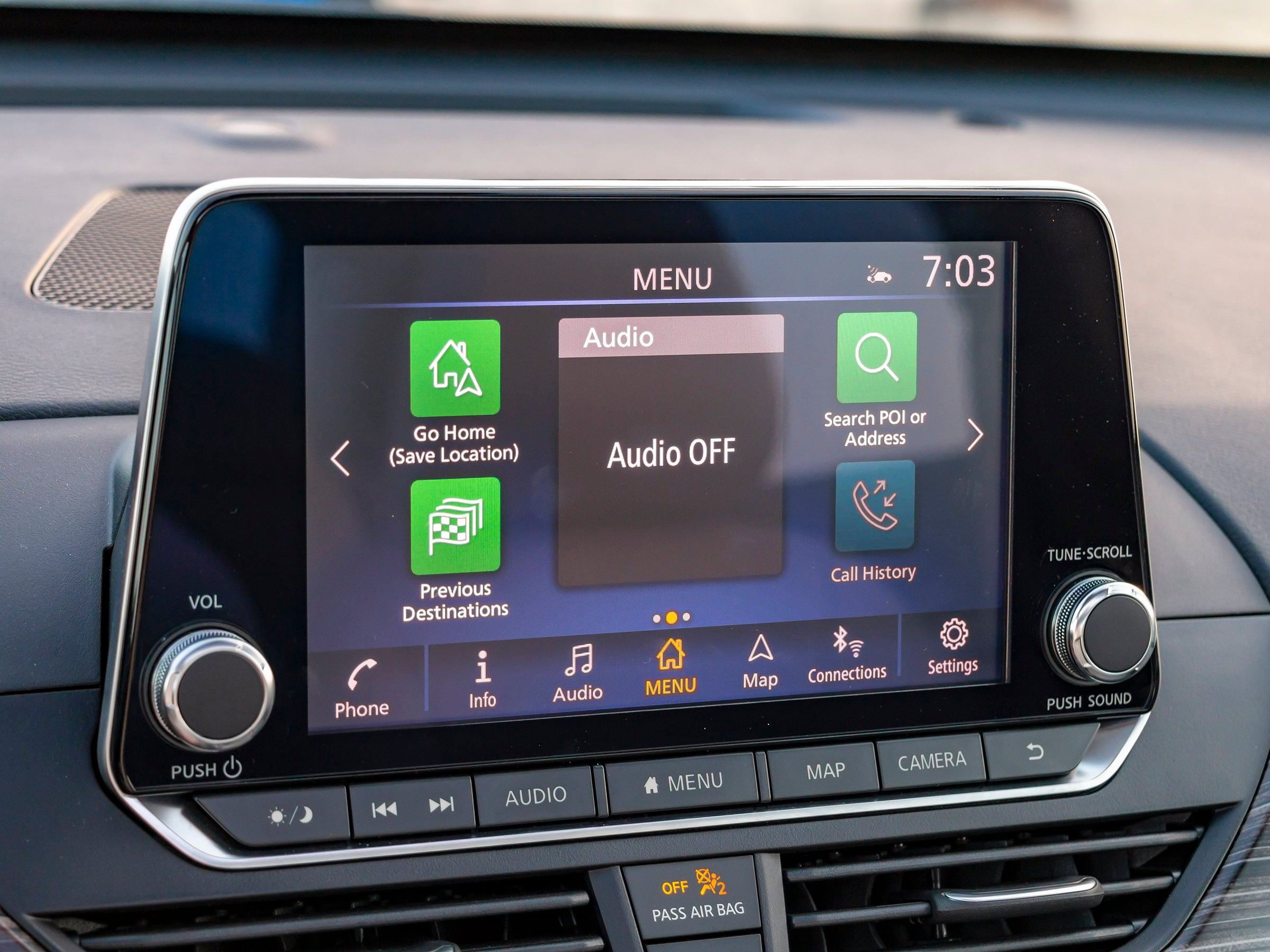 40 2019 Nissan Altima Interior KBB