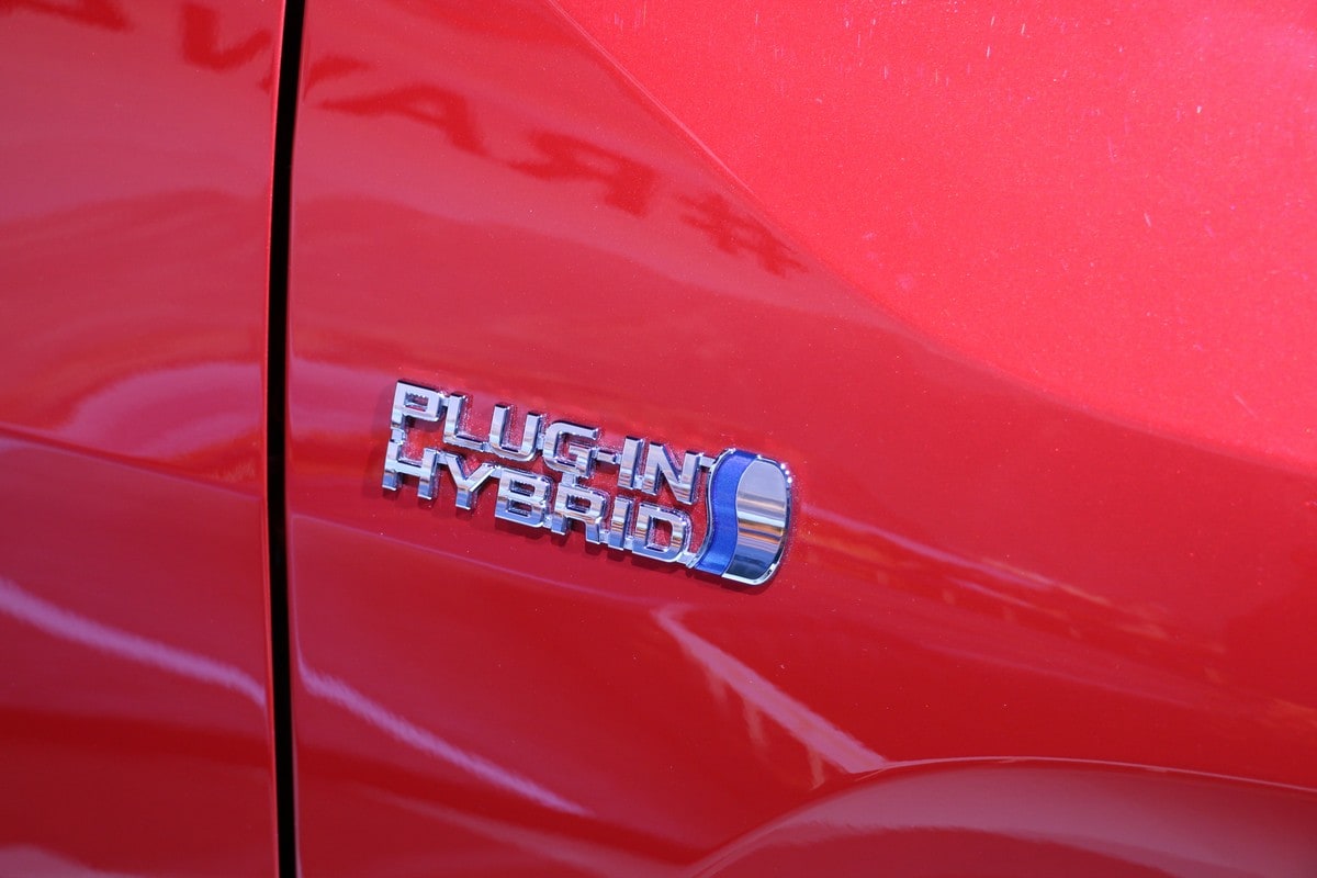 5-2021-Toyota-RAV4-Prime-live-1