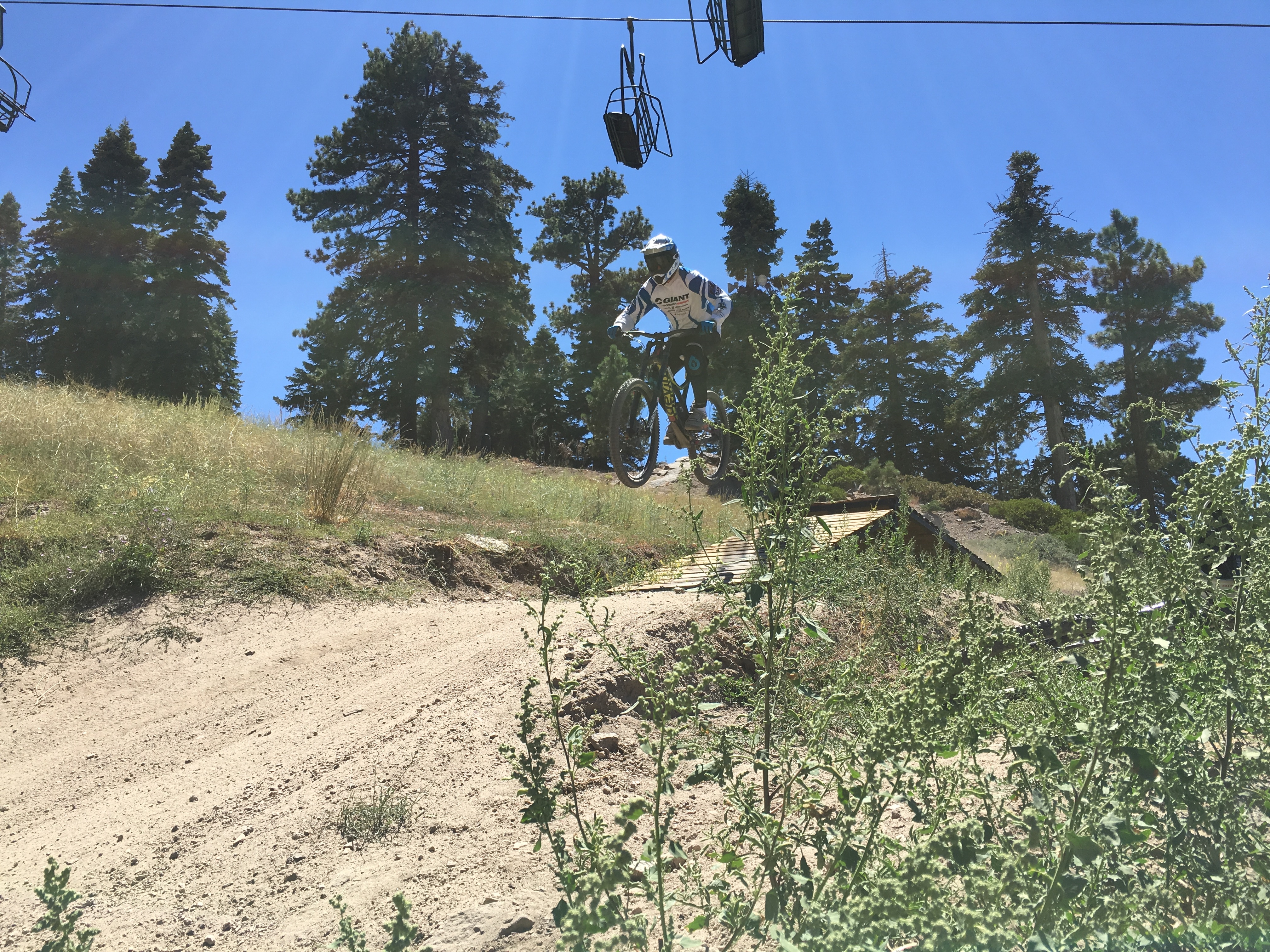 Toyota Rav4 Mountain Biking (12)