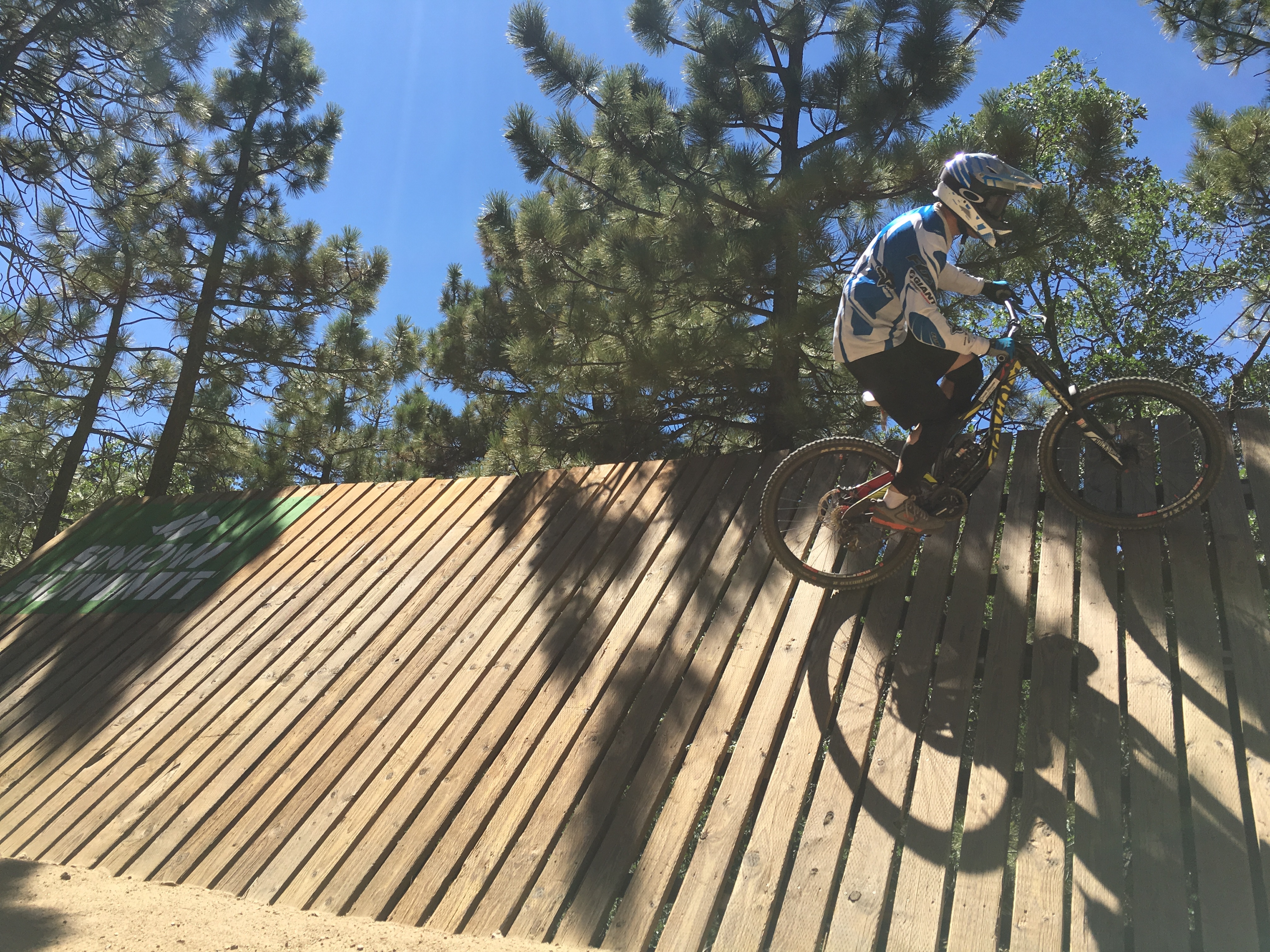 Toyota Rav4 Mountain Biking (13)