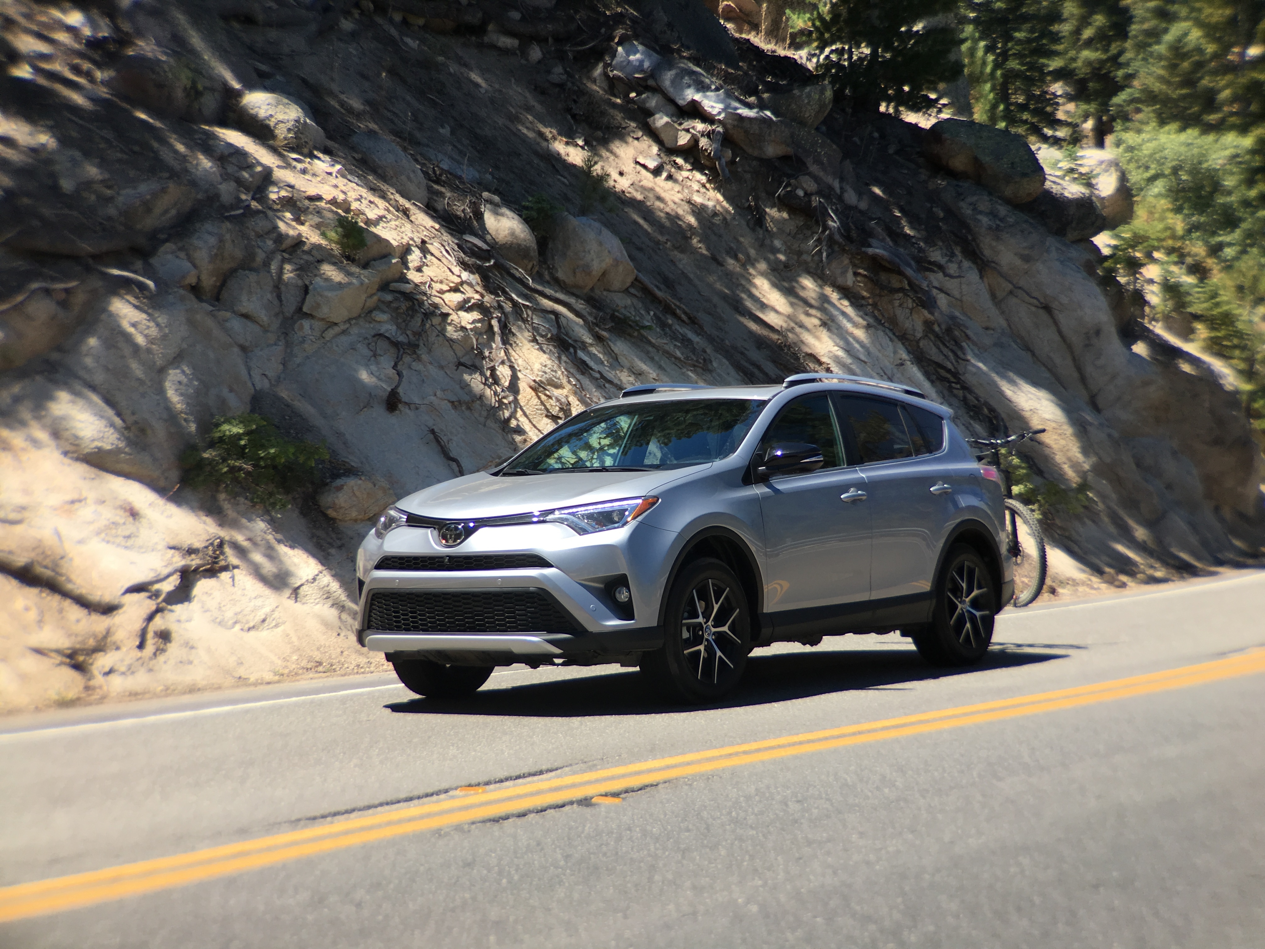 Toyota Rav4 Mountain Biking (6)