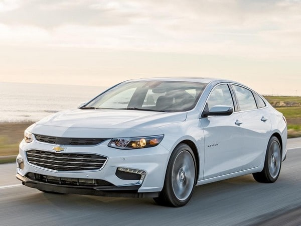 01-2016-chevrolet-malibu