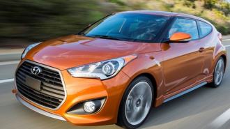 01-2016-hyundai-veloster