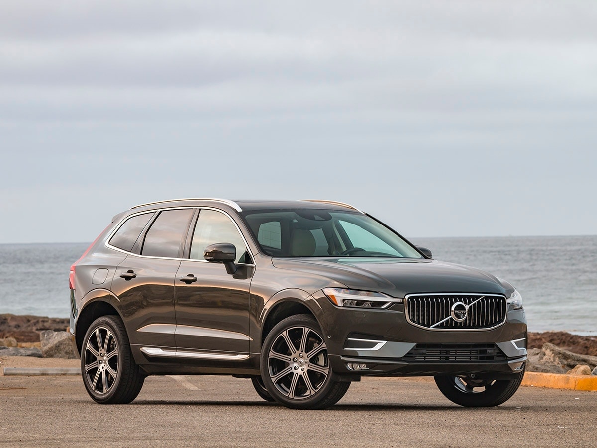 01-2018-Volvo-XC60-Brown-Exterior-KBB