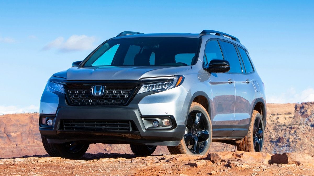 2021 Honda Passport vs. 2021 Ford Edge Comparison Kelley Blue Book