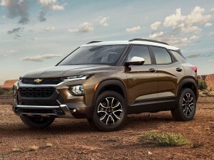 25 Most Fuel Efficient Suvs Of 21 Kelley Blue Book