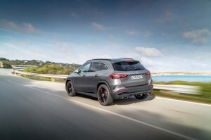 21 Mercedes Benz Gla And Amg Gla 35 First Look Kelley Blue Book