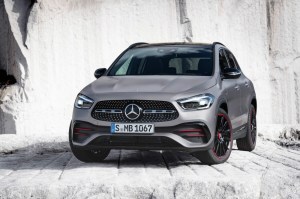 21 Mercedes Benz Gla And Amg Gla 35 First Look Kelley Blue Book