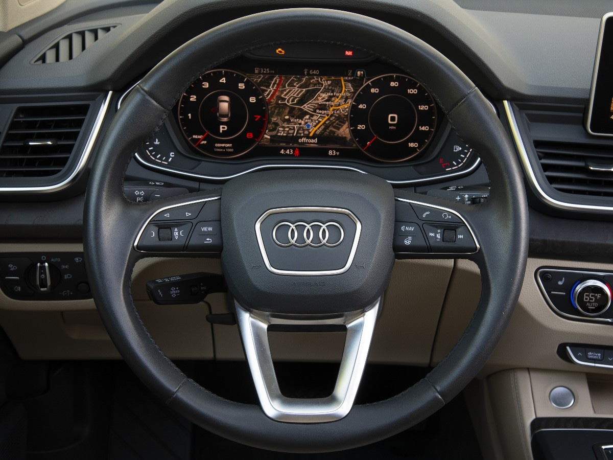 08 2018 Audi Q5 Bb