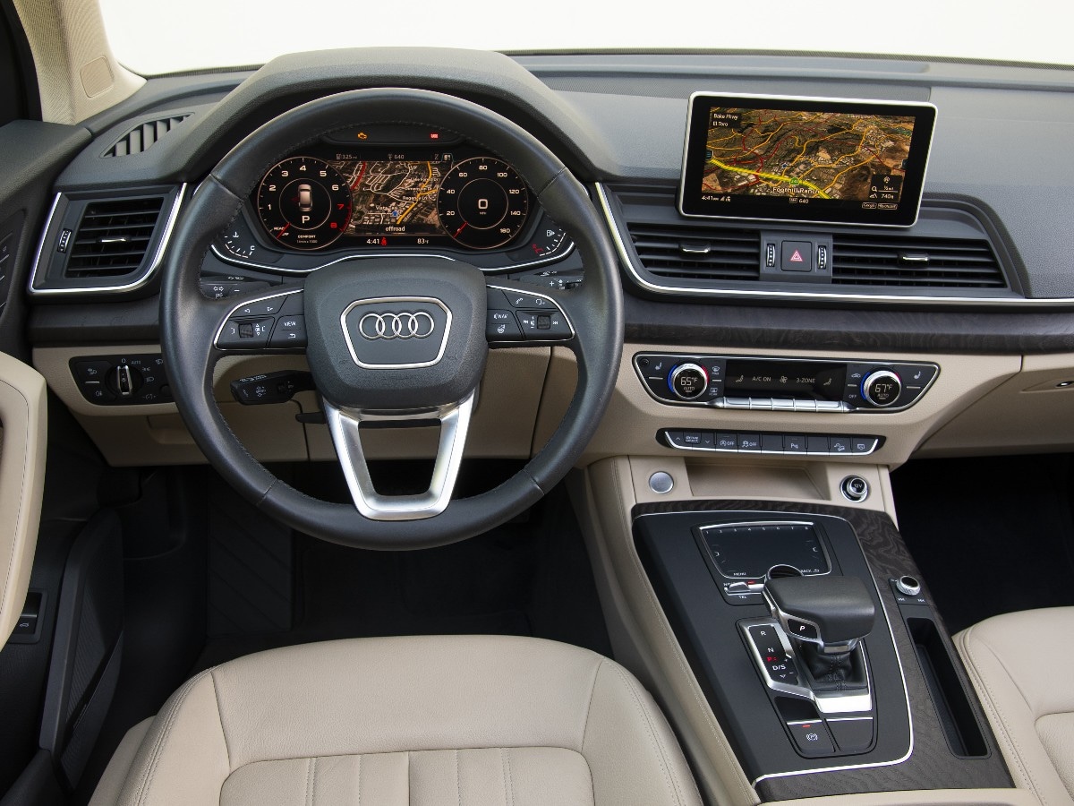 10 2018 Audi Q5 Bb
