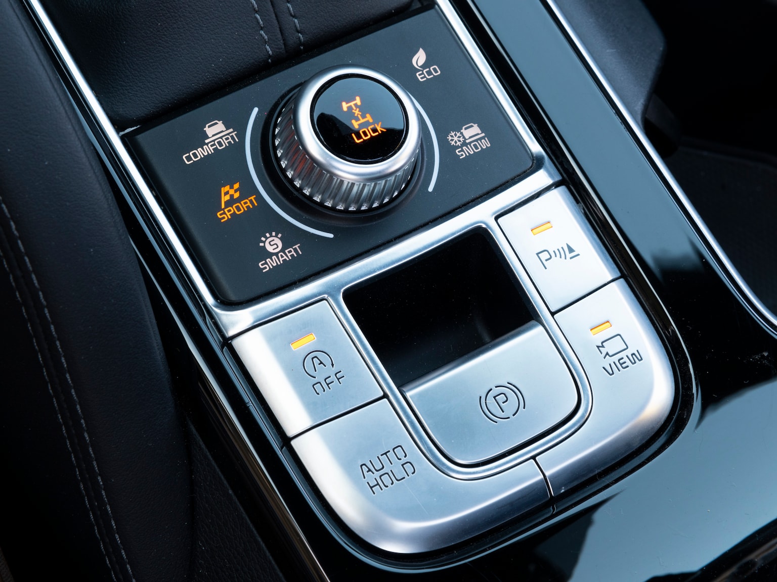2022 Kia Telluride Rear Entertainment System Here’s What You Get on a Fully Loaded 2021 Kia Telluride | Kelley Blue Book