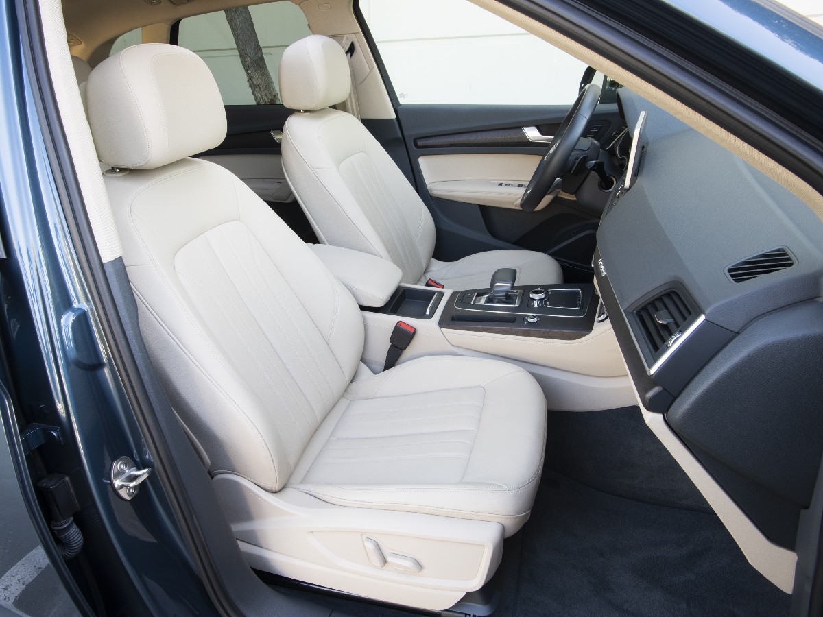 14 2018 Audi Q5 Bb