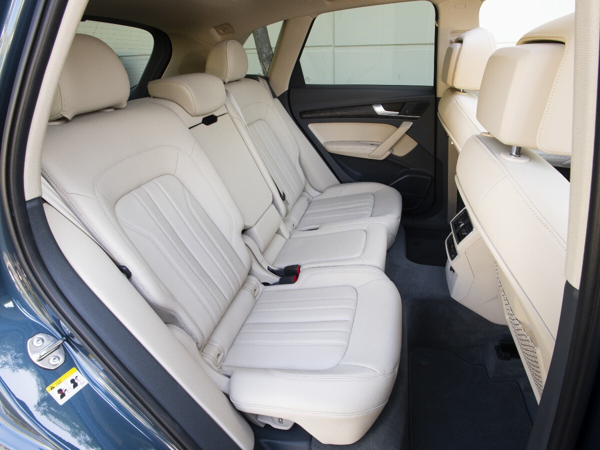 15 2018 Audi Q5 Bb