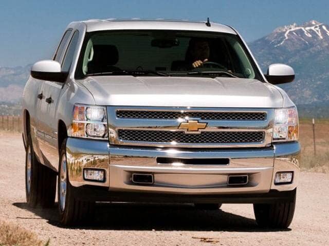 2013-chevrolet-silverado%201500%20crew%20cab-front_cts1ch134_640x480?interpolation=high-quality&downsize=640:*