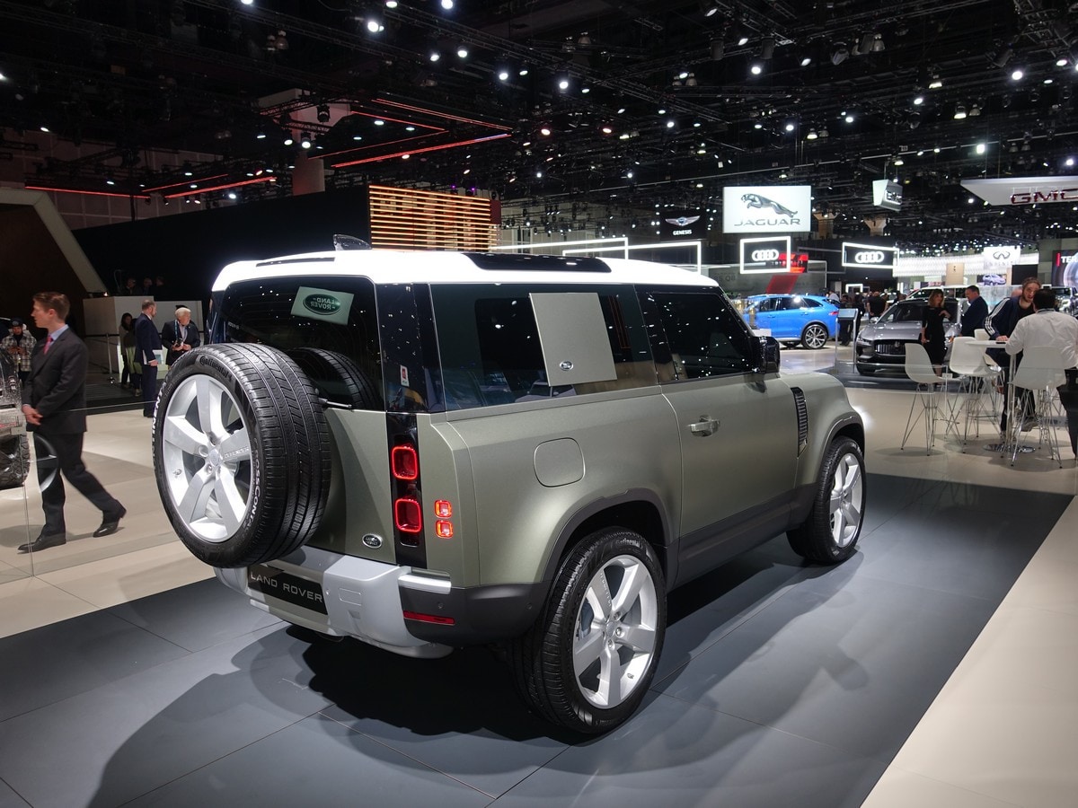 2020 Land Rover Defender5