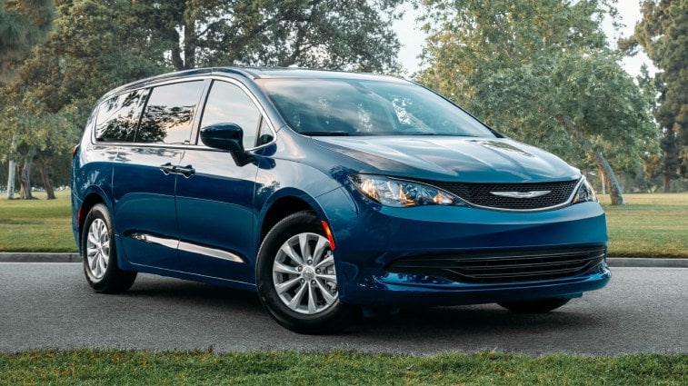 2020 Chrysler Voyager 16×9