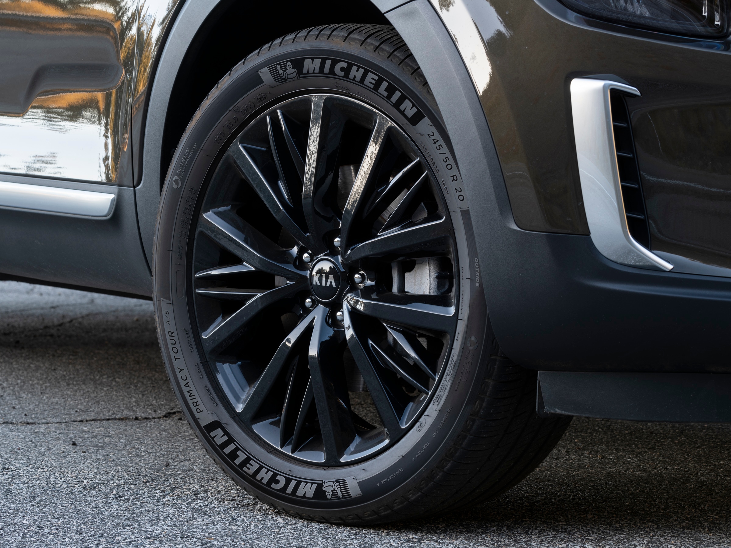 69 2020 Kia Telluride KBB BB20