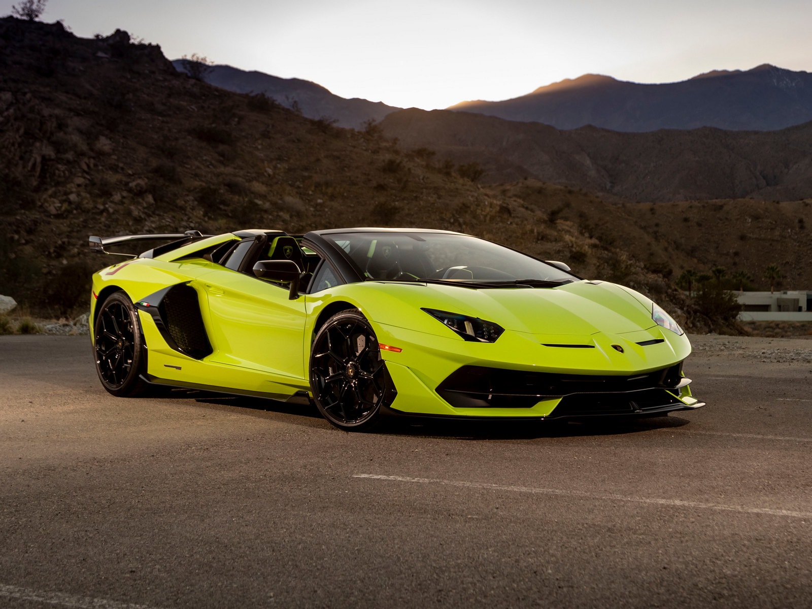 06 2020 Lamborghini Aventador SVJ Roadster