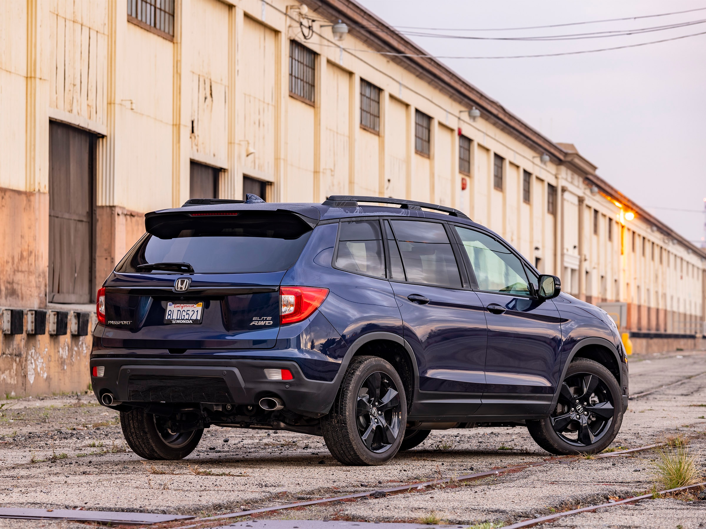 08 2019 Honda Passport Exterior LT KBB
