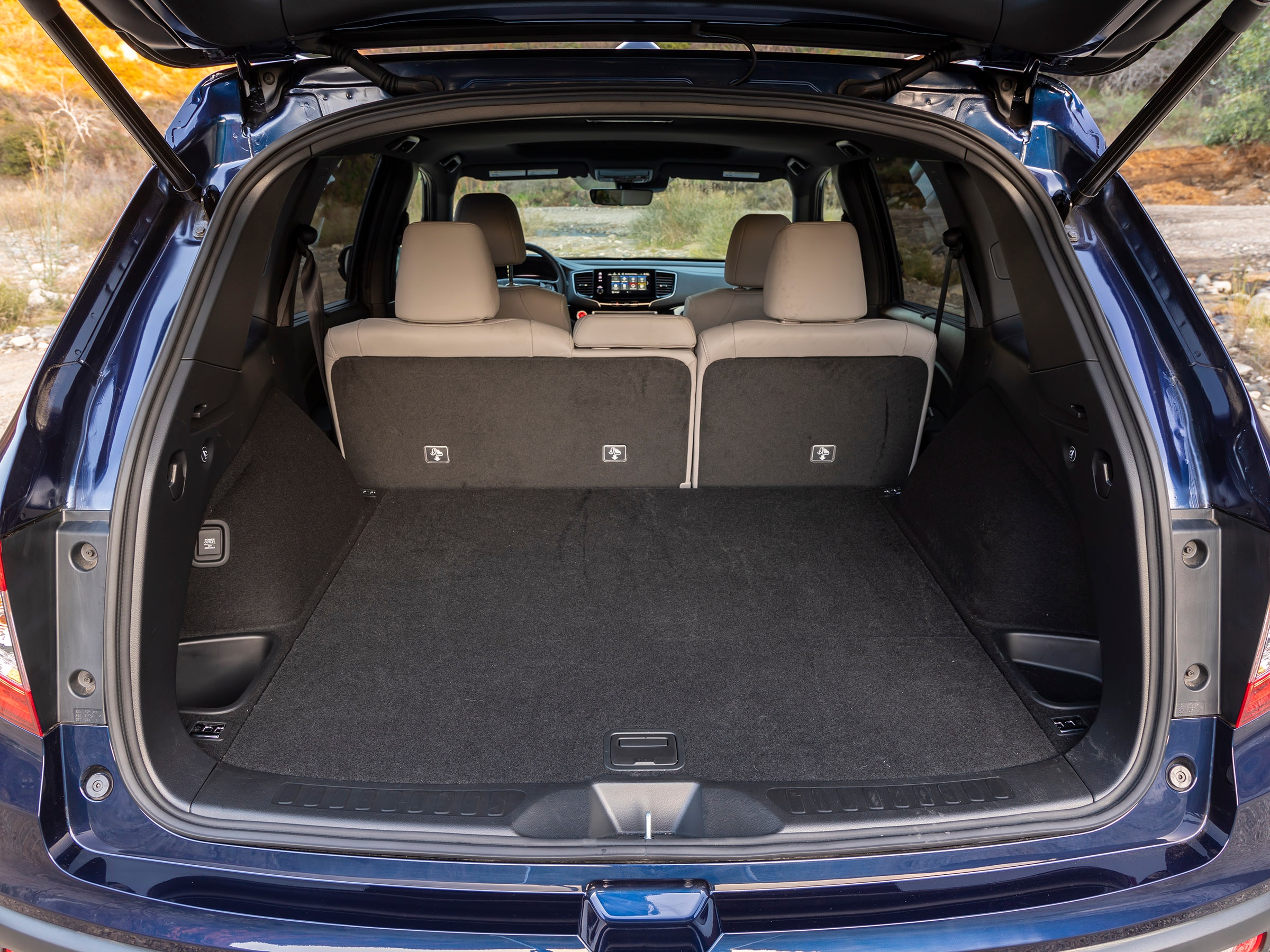 28 2019 Honda Passport Cargo LT KBB