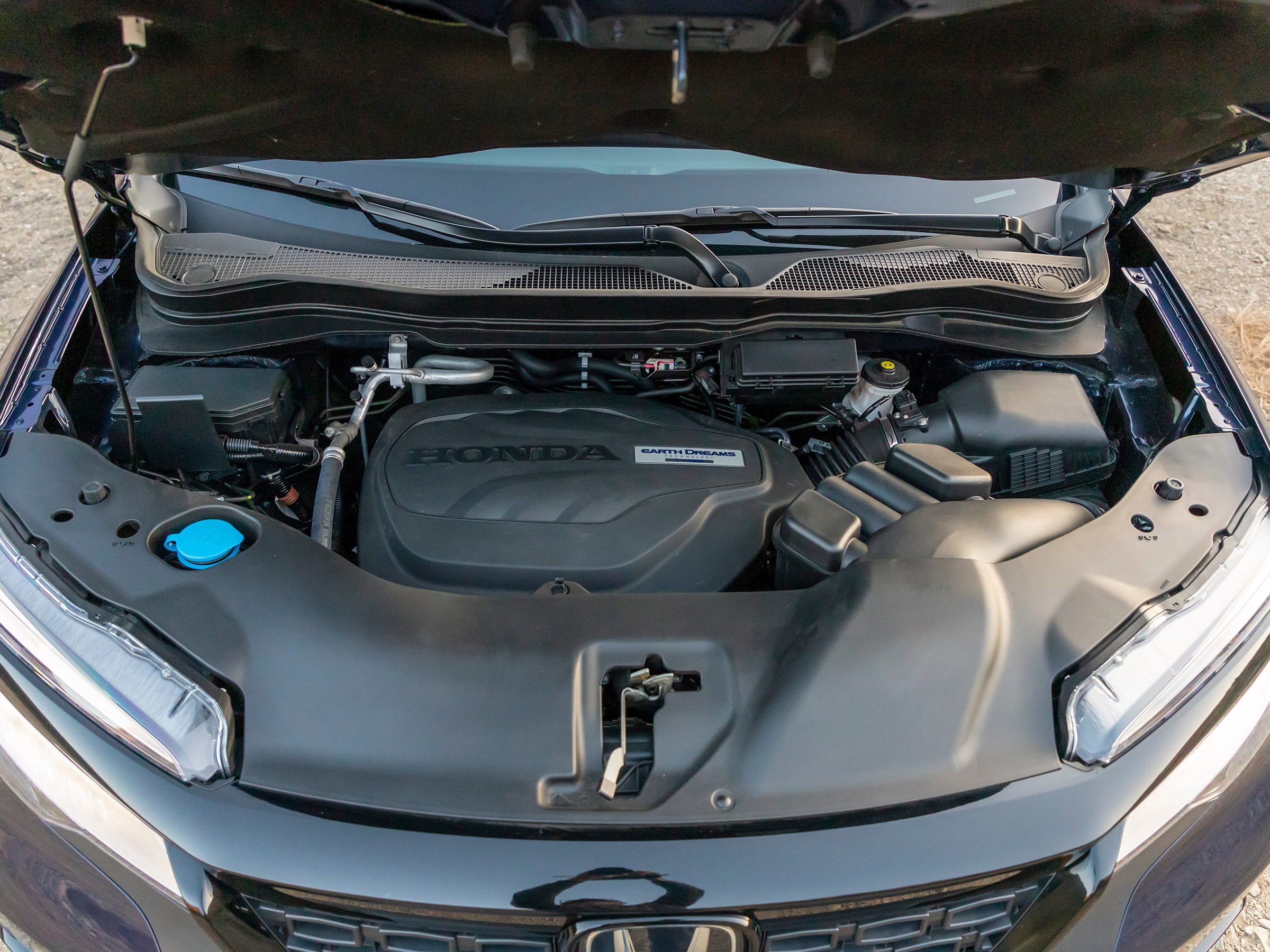 38 2019 Honda Passport Engine LT KBB