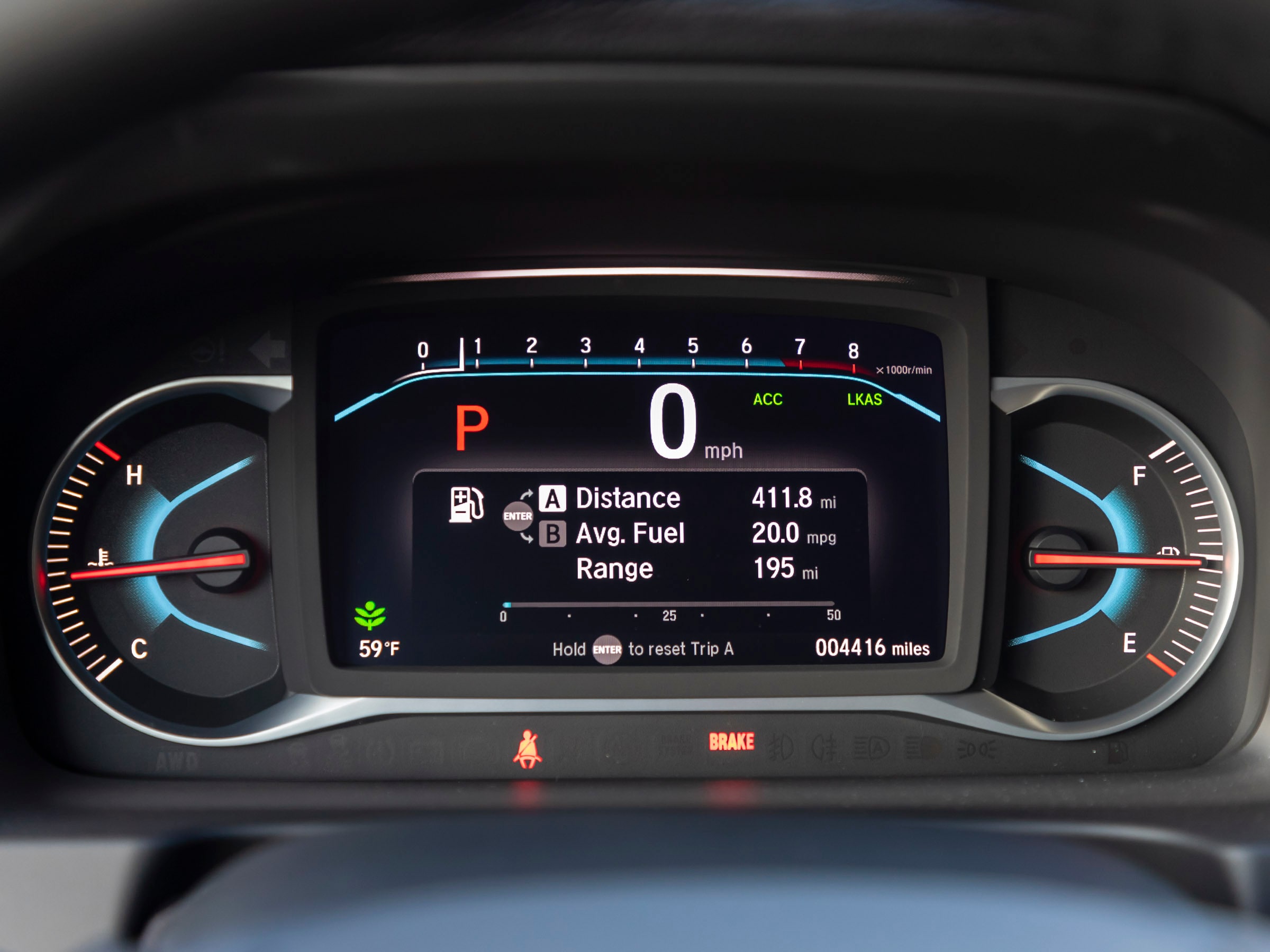 45 2019 Honda Passport Interior LT KBB