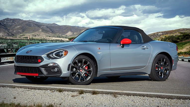 2020 Fiat 124 Spider: Lowest Cost to Own Among Sports Cars - Kelley Blue  Book