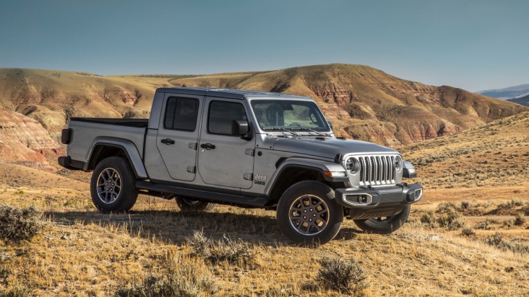 21 Jeep Gladiator Vs 21 Ford Ranger Comparison Kelley Blue Book 21 Jeep Gladiator Vs 21 Ford Ranger Comparison Kelley Blue Book