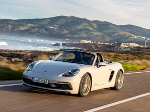 21 Porsche 718 Gts 4 0 First Review Kelley Blue Book