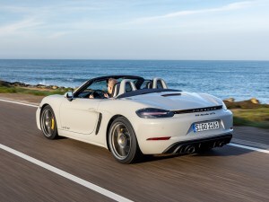 21 Porsche 718 Gts 4 0 First Review Kelley Blue Book 21 Porsche 718 Gts 4 0 First Review Kelley Blue Book