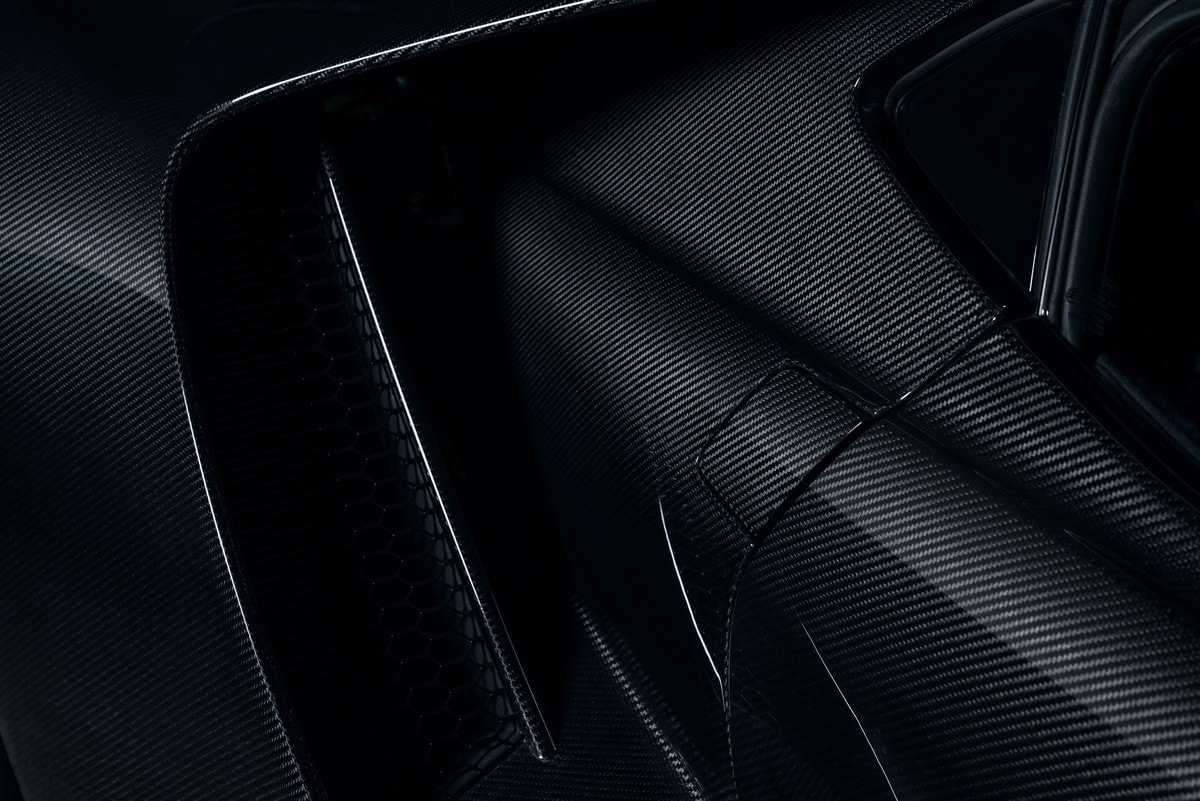 06 2020 Ford GT Liquid Carbon