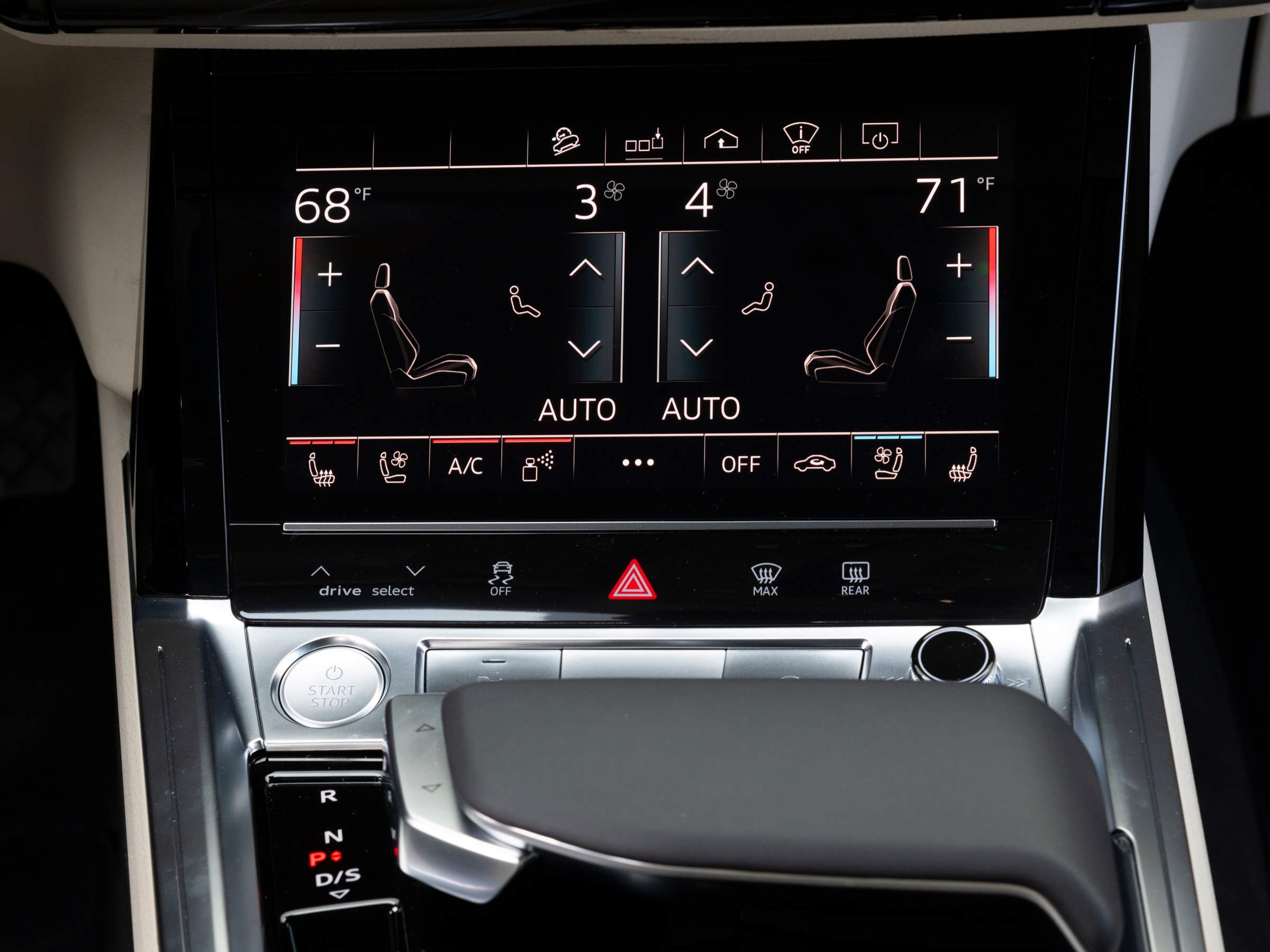 111 2020 Audi Etron LongTerm KBB
