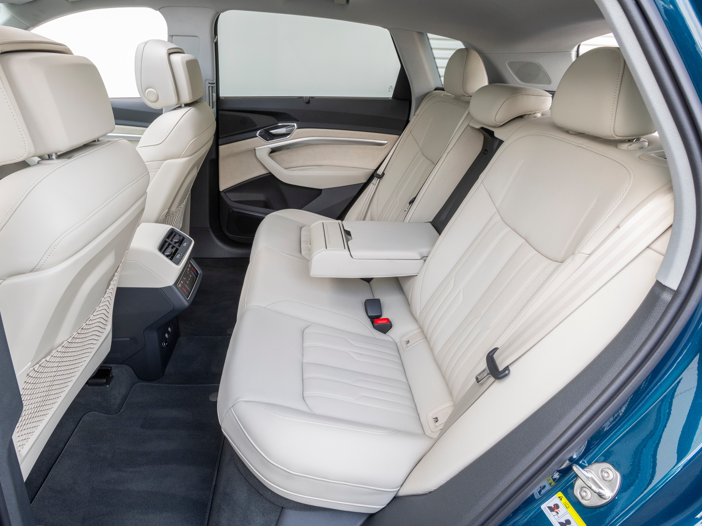 115 2020 Audi Etron LongTerm KBB