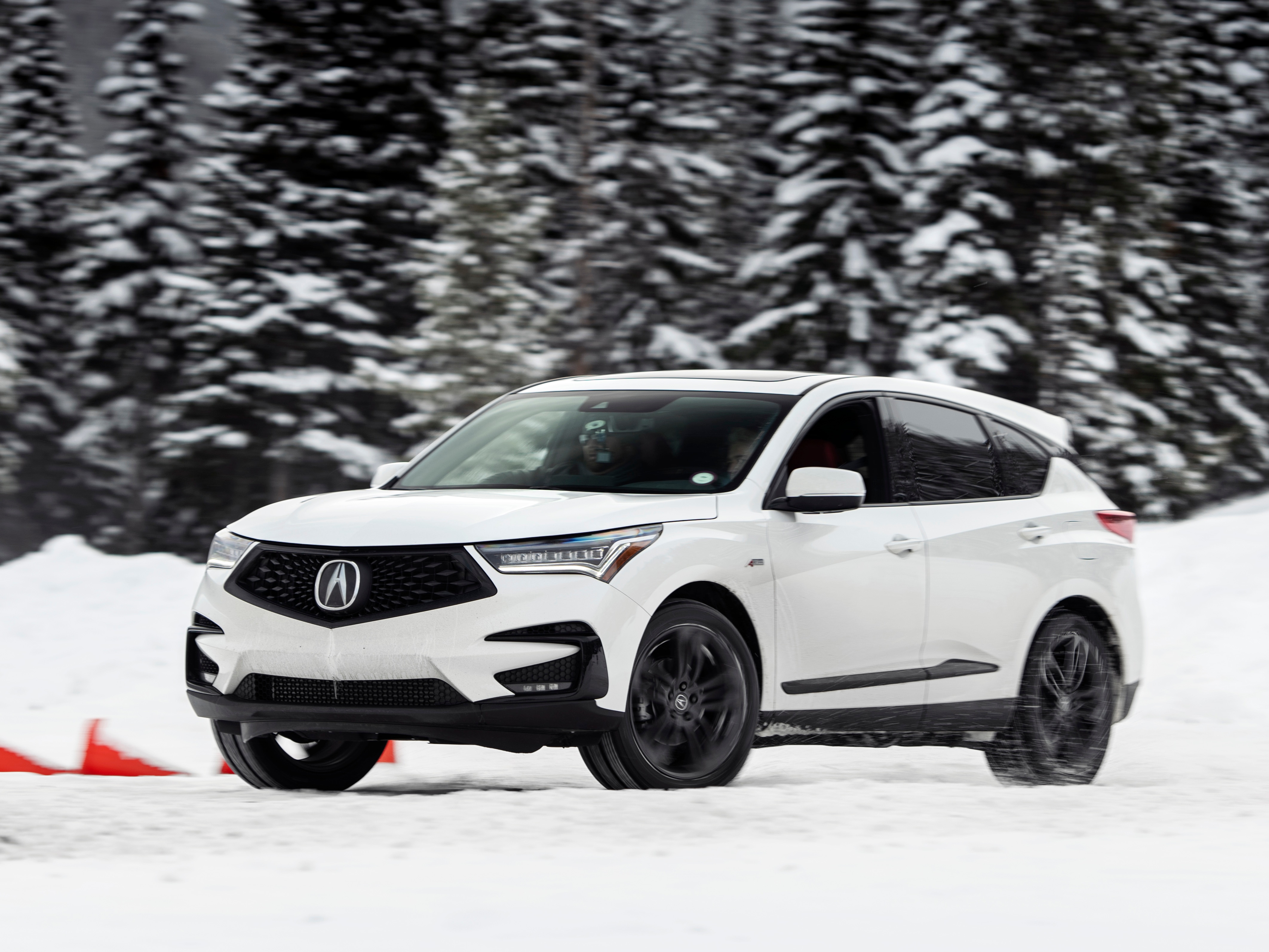 2020 Acura RDX in white.