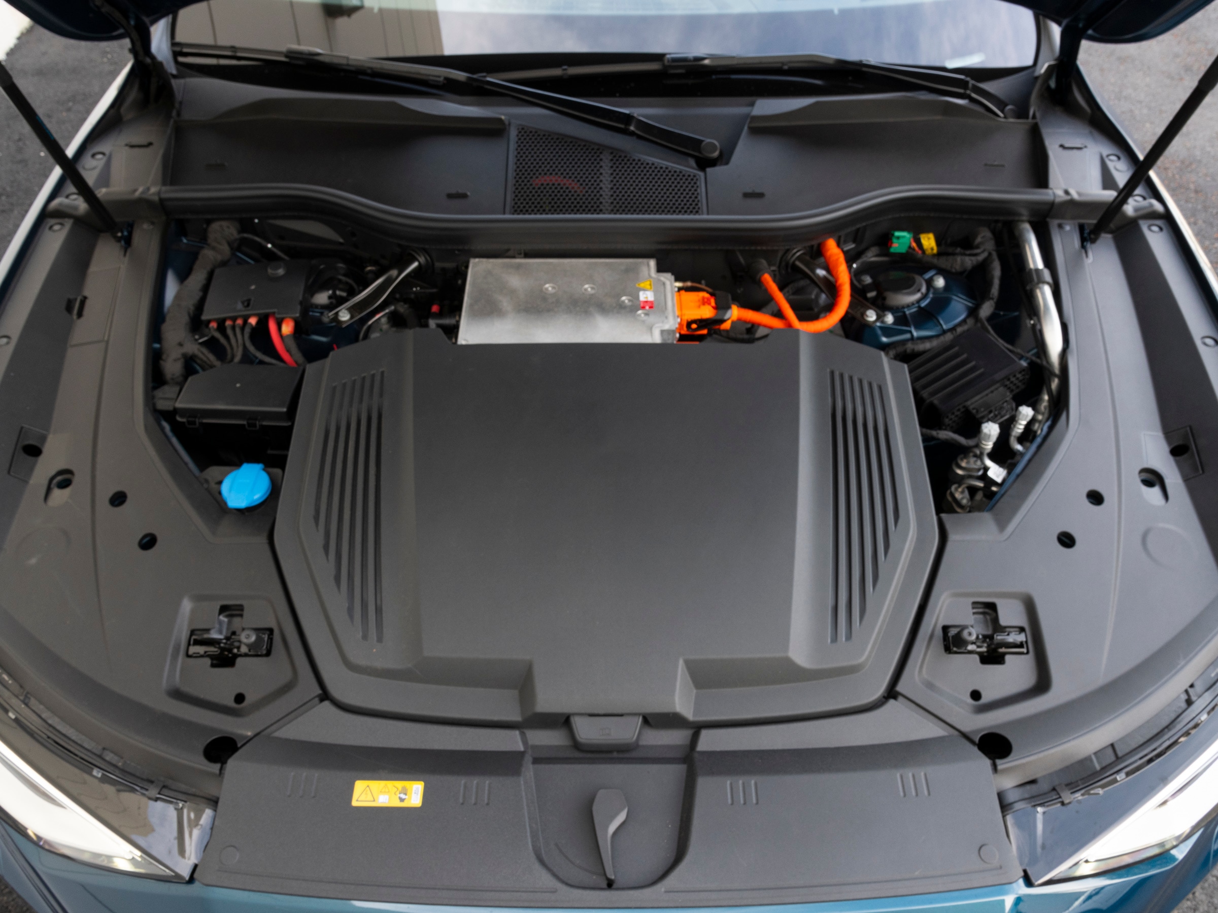 76 2020 Audi Etron LongTerm KBB