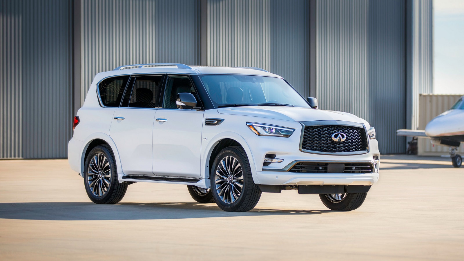 2020 Infiniti QX80 Edition 30 First Look Kelley Blue Book