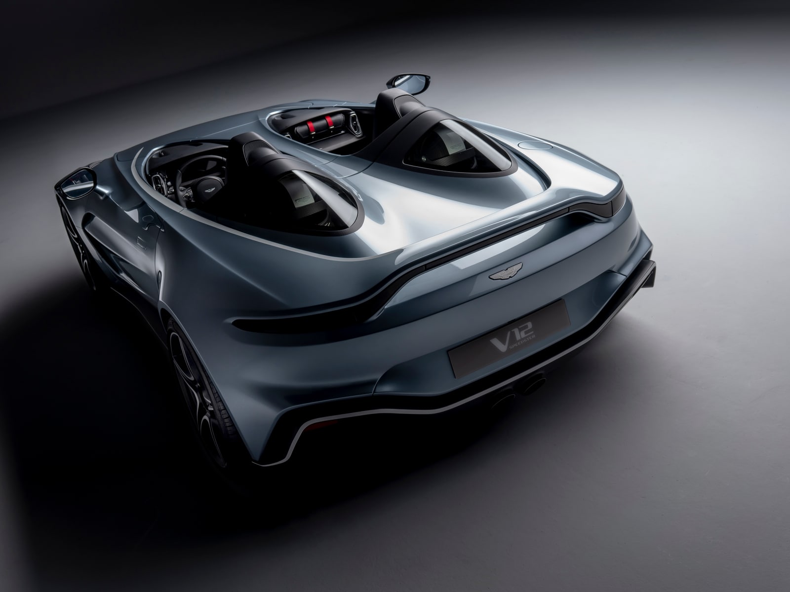 04 2021 Aston Martin V12 Speedster