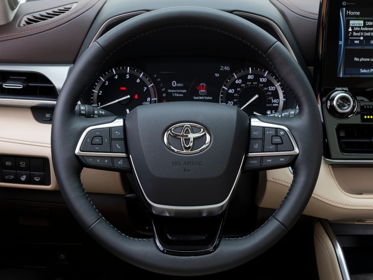 08 2020 Toyota Highlander Family Cars
