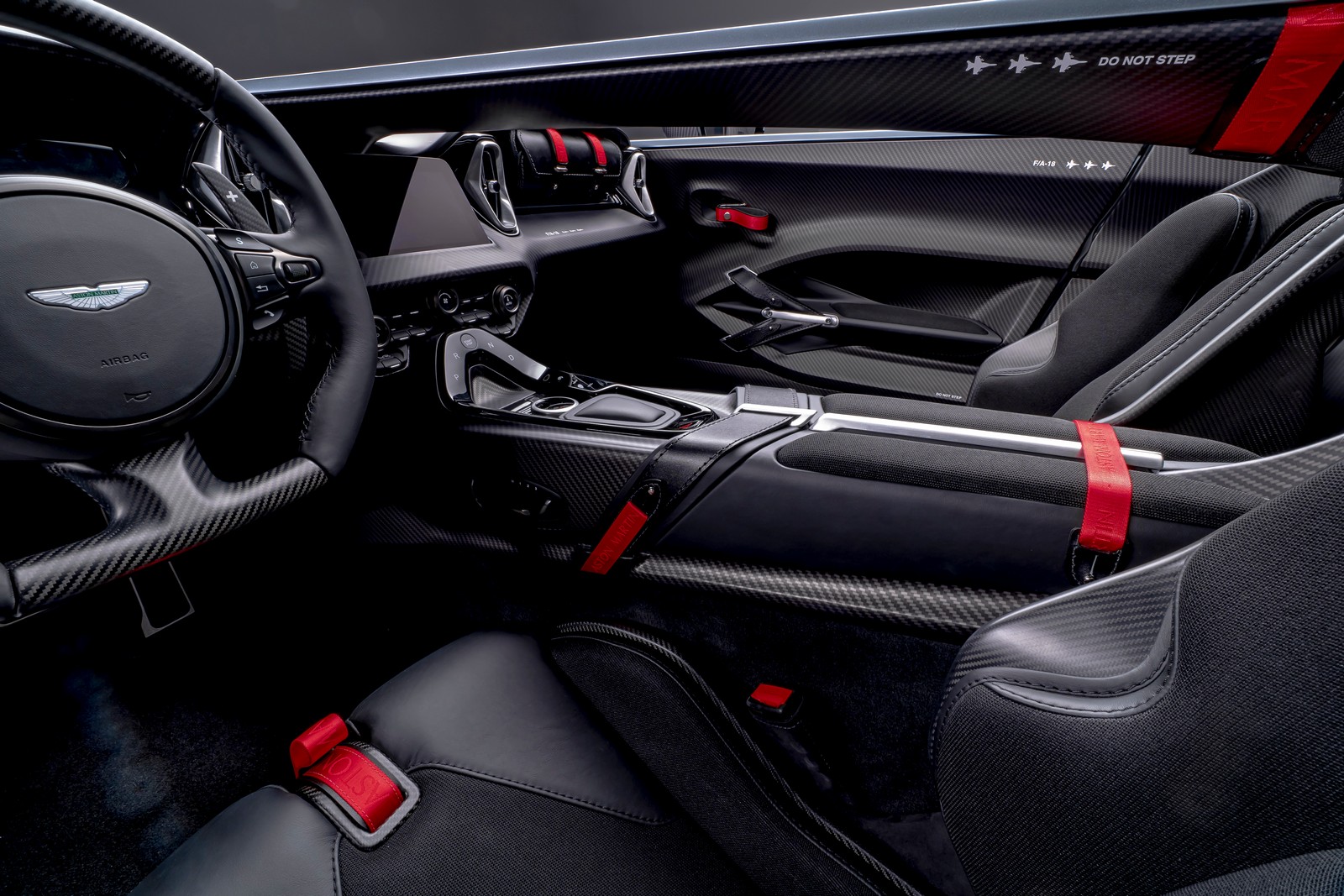 11 2021 Aston Martin V12 Speedster